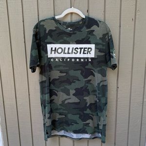 Hollister Camo Logo Tee - Medium